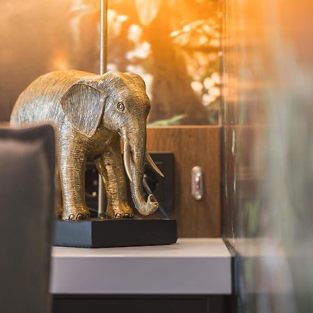 Jungle No5 Boutique Hotel - Stuttgart City-Center Buitenkant foto