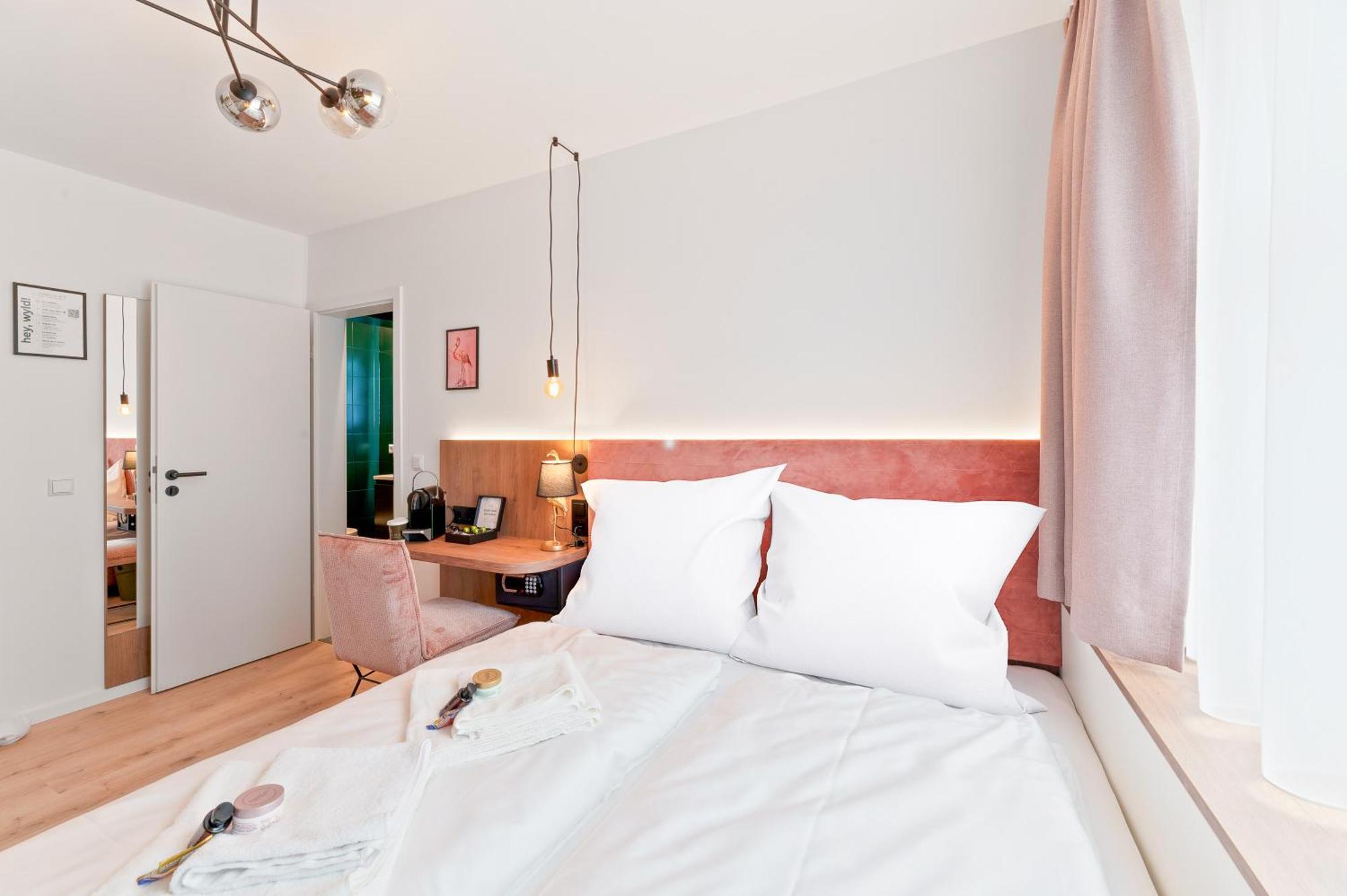 Jungle No5 Boutique Hotel - Stuttgart City-Center Buitenkant foto