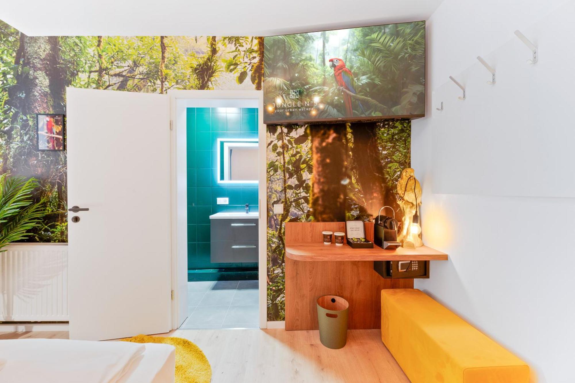 Jungle No5 Boutique Hotel - Stuttgart City-Center Kamer foto