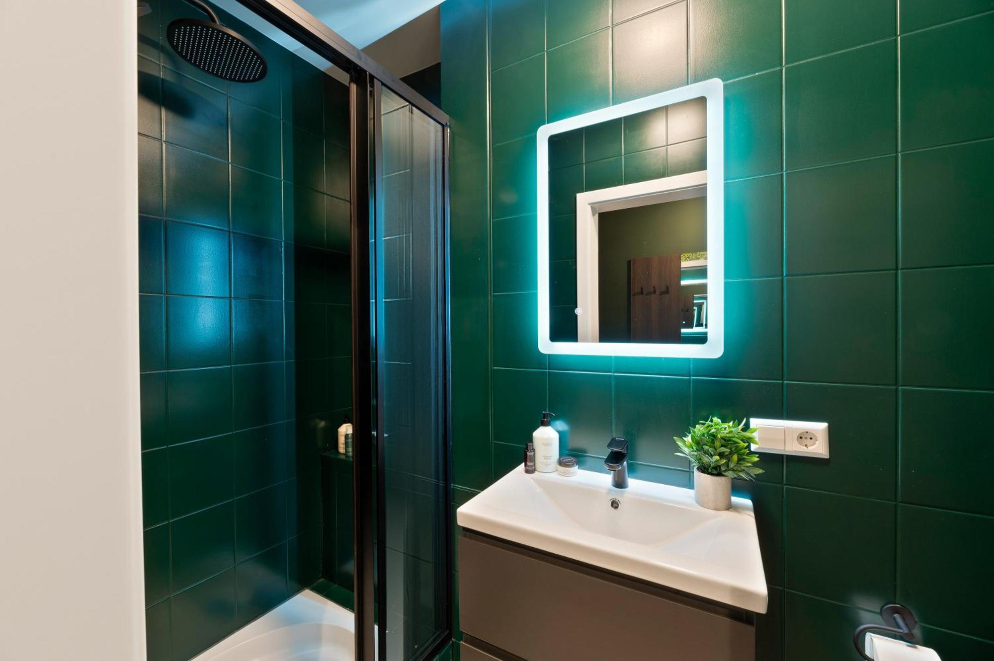 Jungle No5 Boutique Hotel - Stuttgart City-Center Buitenkant foto