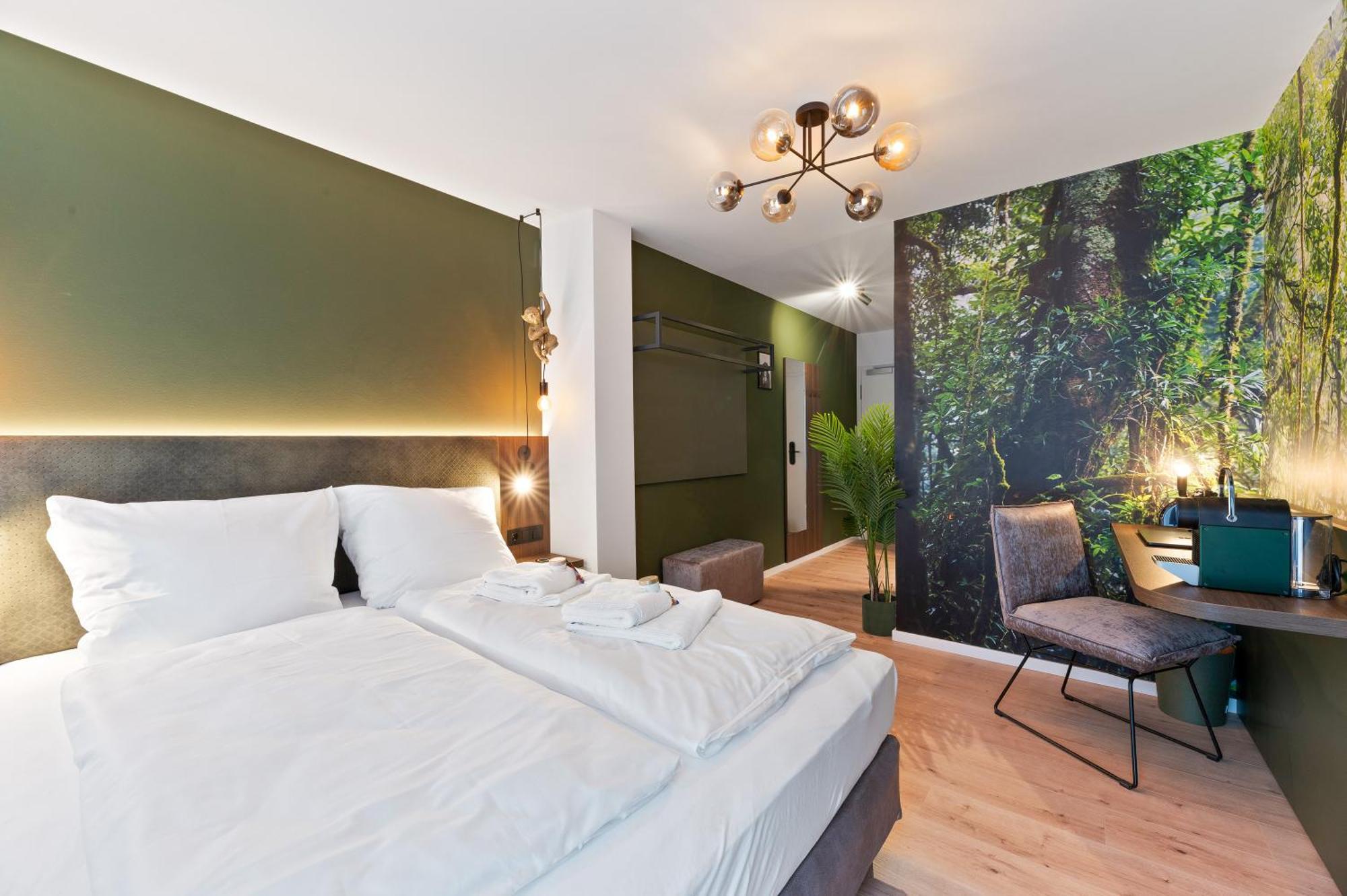Jungle No5 Boutique Hotel - Stuttgart City-Center Buitenkant foto
